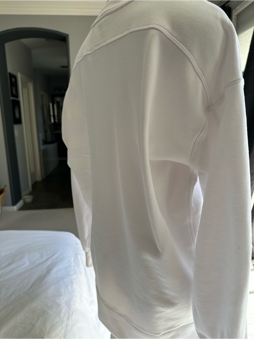 Lululemon white on white logo sweatshirt, size medium - Picture 6 of 15